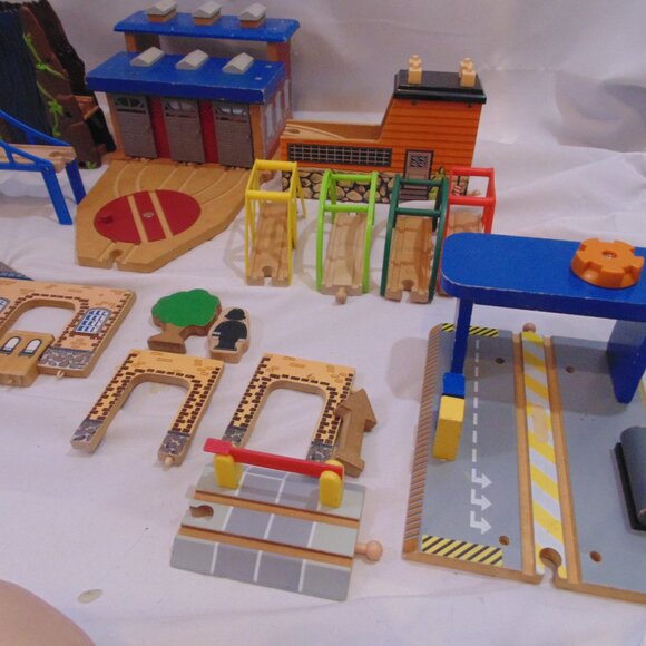 Have one to sell? Sell now Thomas & Friends Wooden Rail and Brio Train Tracks w - Picture 2 of 16